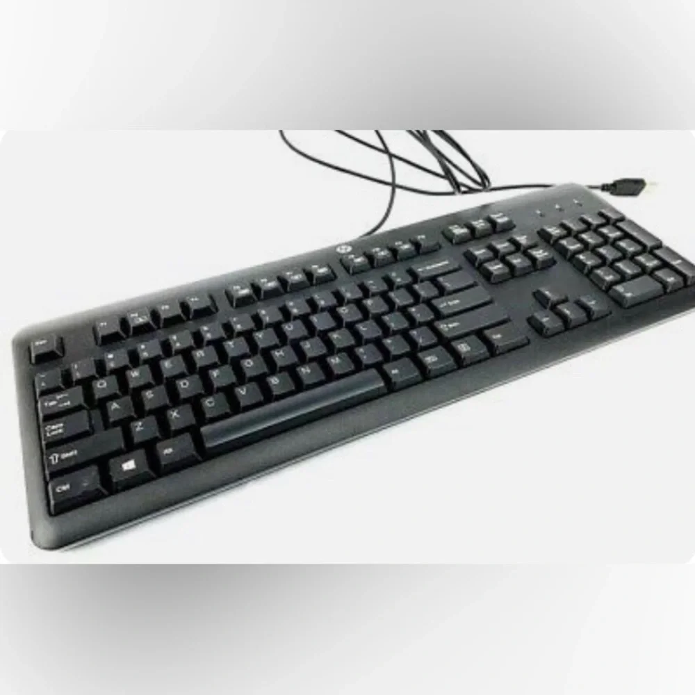 NWT HP USB Keyboard / Model Number: SK-2025 / Color Black